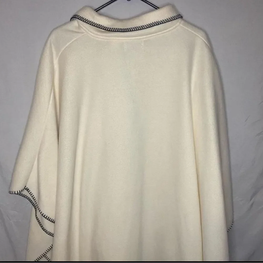 Women’s Betmar Cape